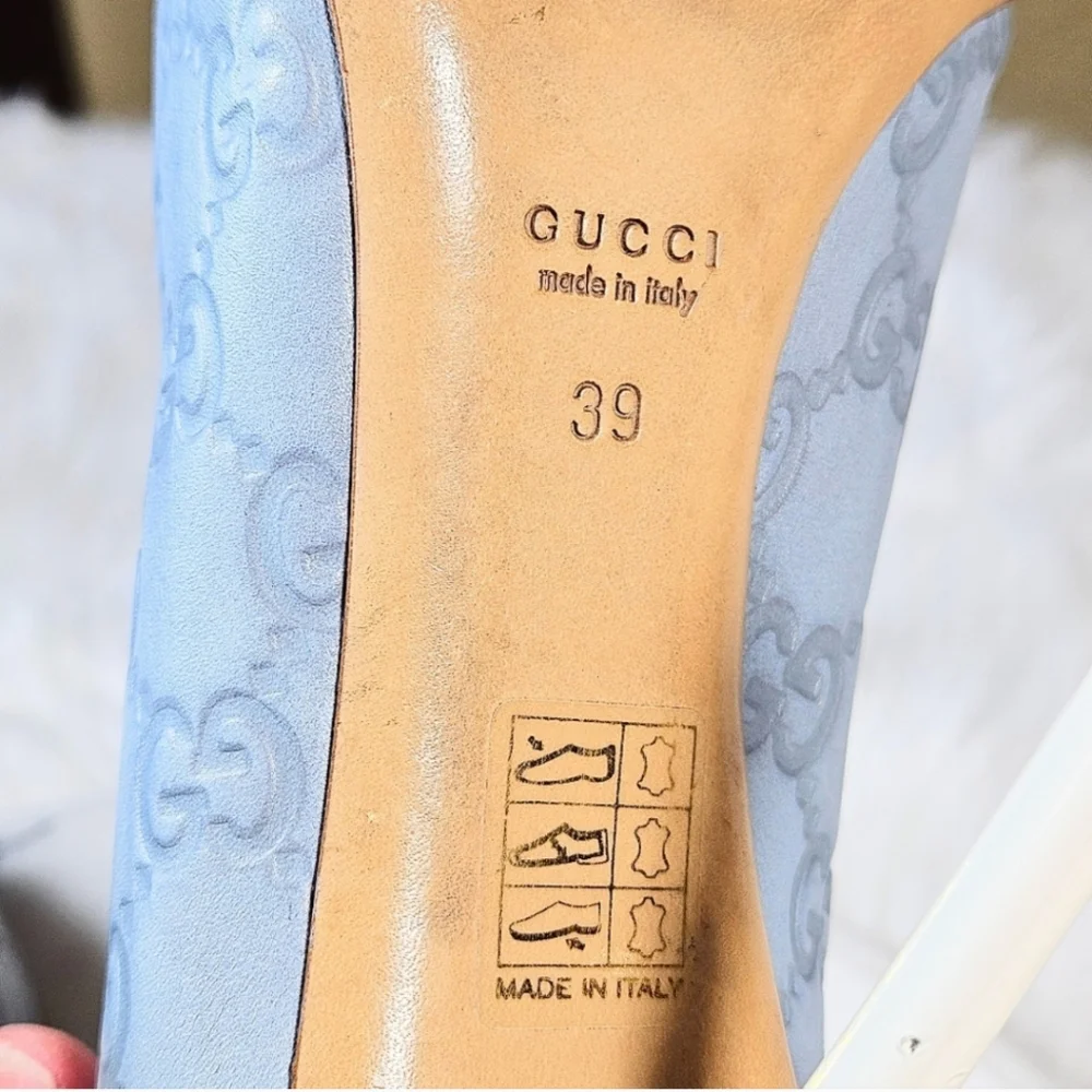 Gucci Monogram Leather Light Blue Gray Stillettos Heels Peep Toe Size 39 (8.5?) - Picture 5 of 6